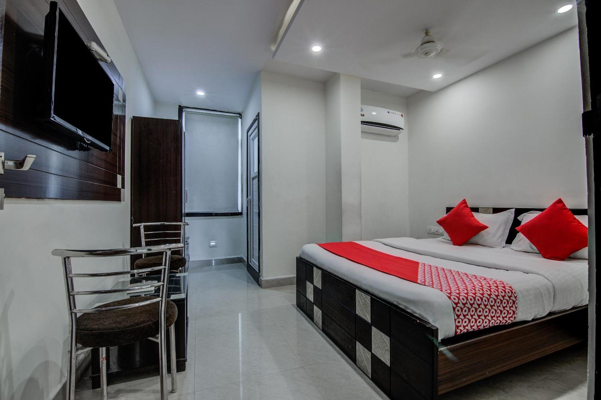Hotel O Vb Grand Визакхапатнам Екстериор снимка