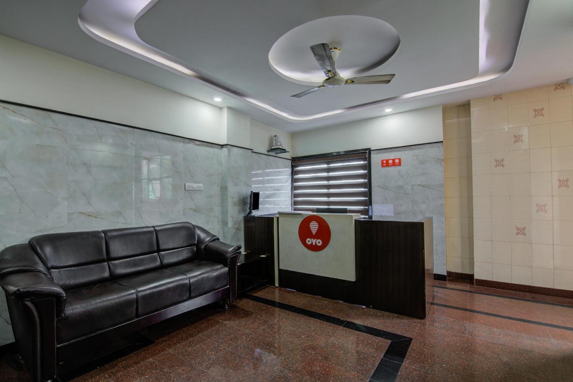 Hotel O Vb Grand Визакхапатнам Екстериор снимка